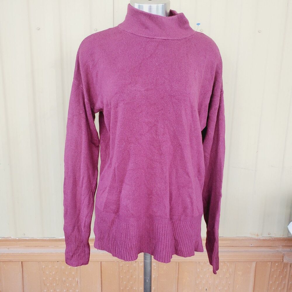 Croft And Barrow Turtle Neck Top Size Small